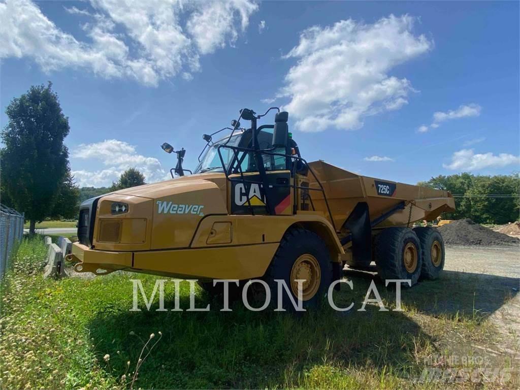 CAT 725C2 铰接式自卸车