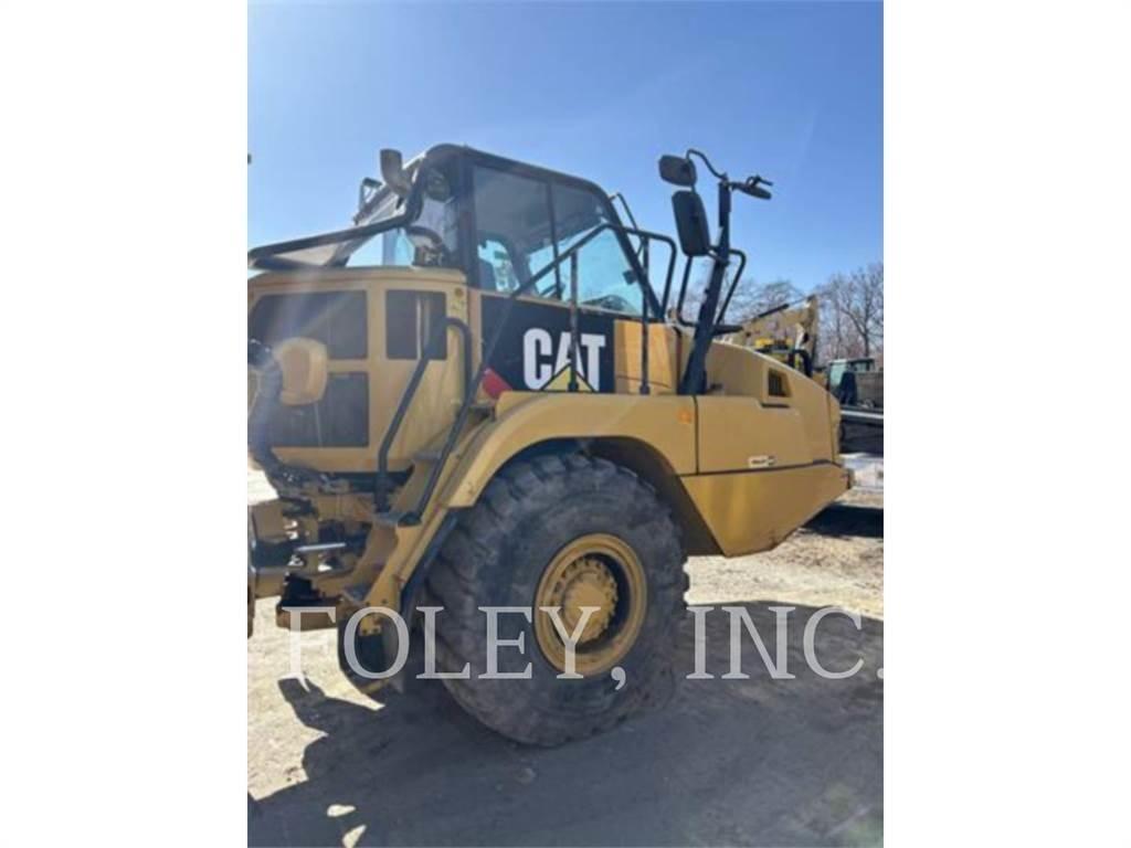 CAT 725C2 铰接式自卸车
