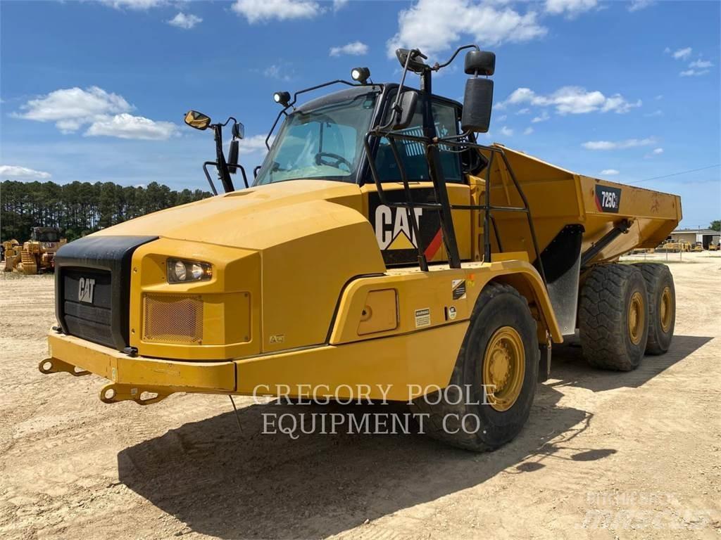 CAT 725C2 铰接式自卸车