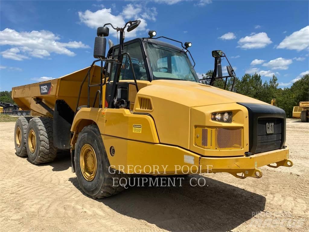 CAT 725C2 铰接式自卸车
