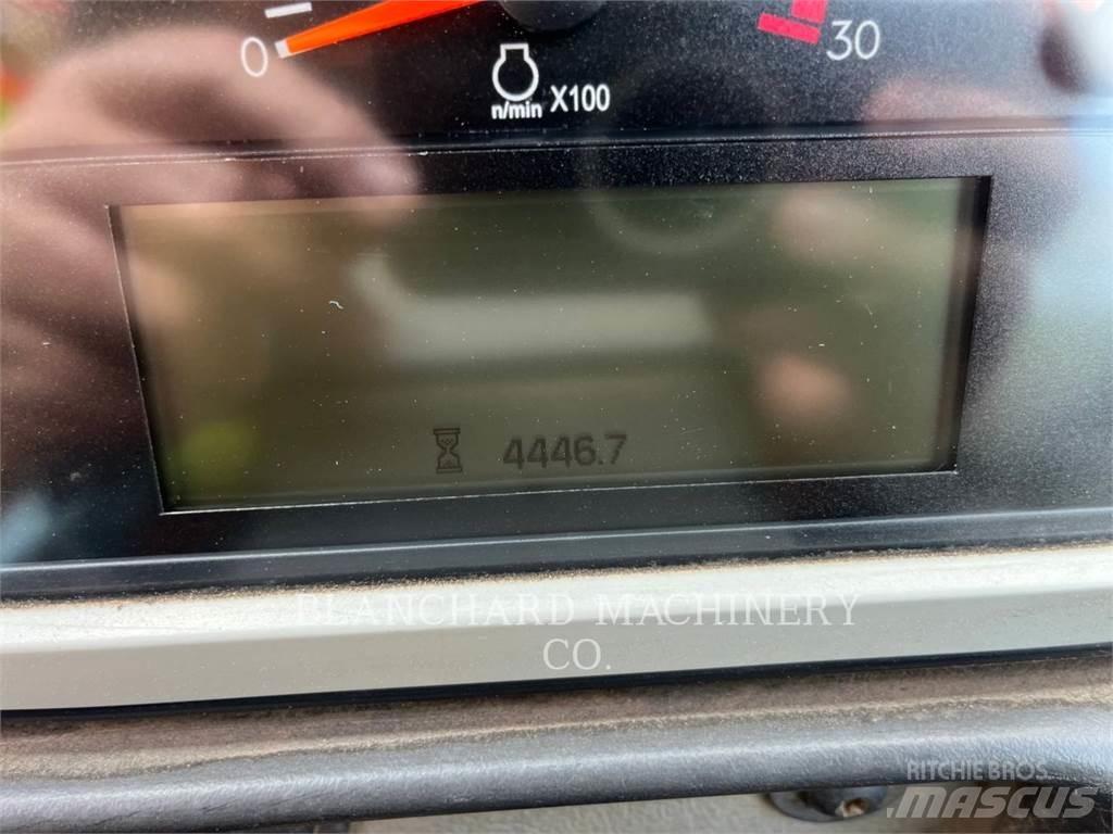 CAT 725C2 铰接式自卸车