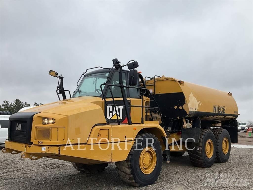 CAT 725C2 WT 铰接式自卸车