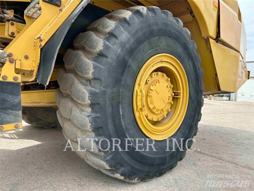 CAT 725C2 WT 铰接式自卸车
