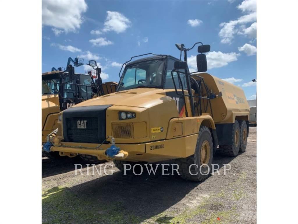 CAT 725C2WW 油罐车