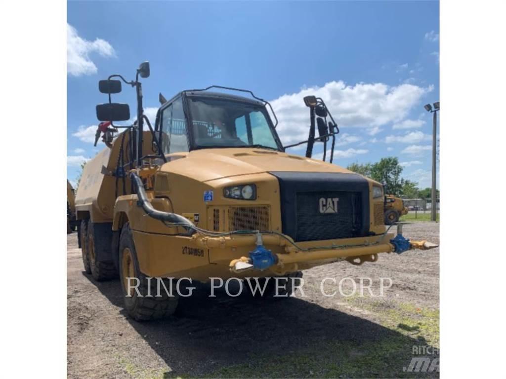 CAT 725C2WW 油罐车