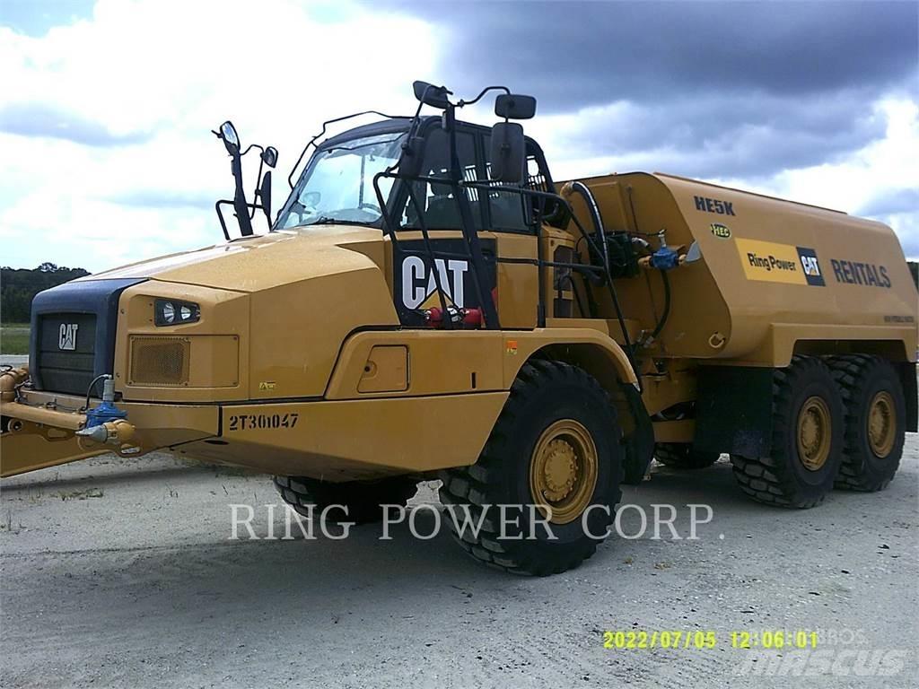CAT 725C2WW 油罐车