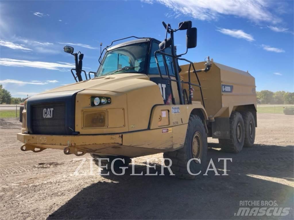 CAT 725CWT 油罐车
