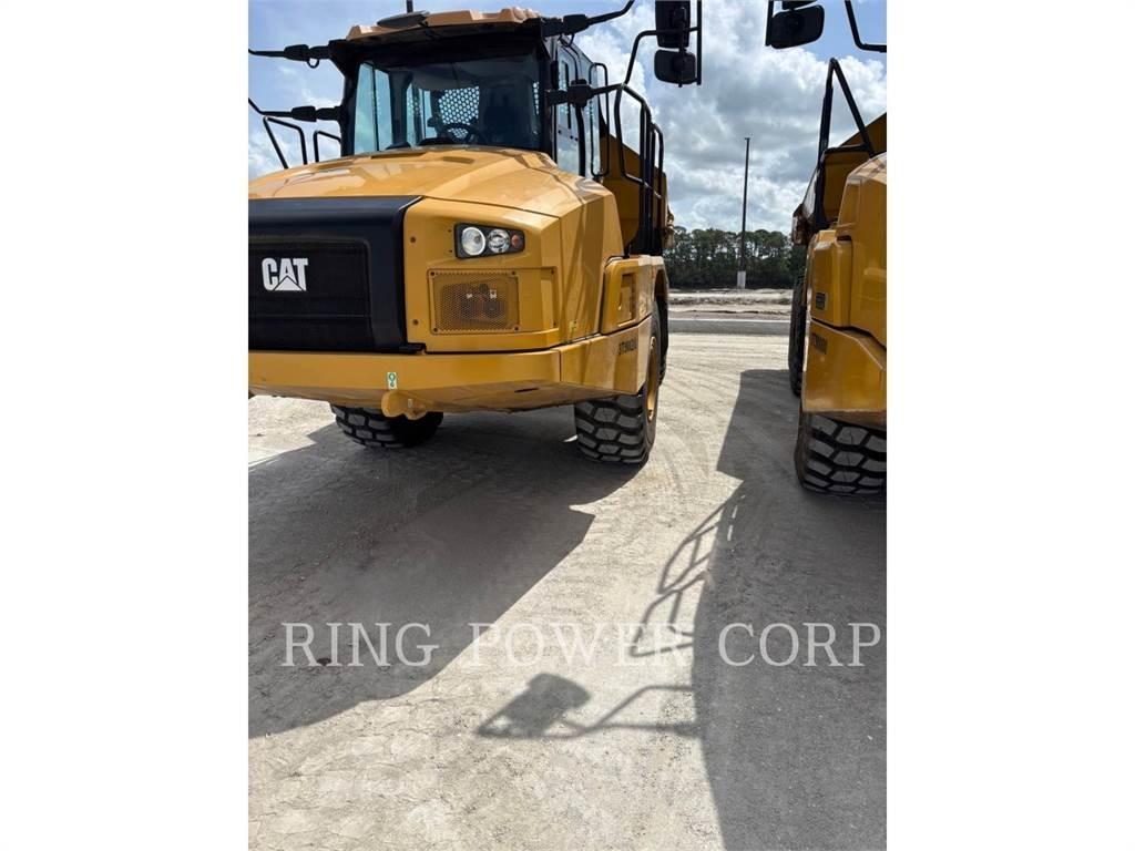 CAT 725TG 铰接式自卸车