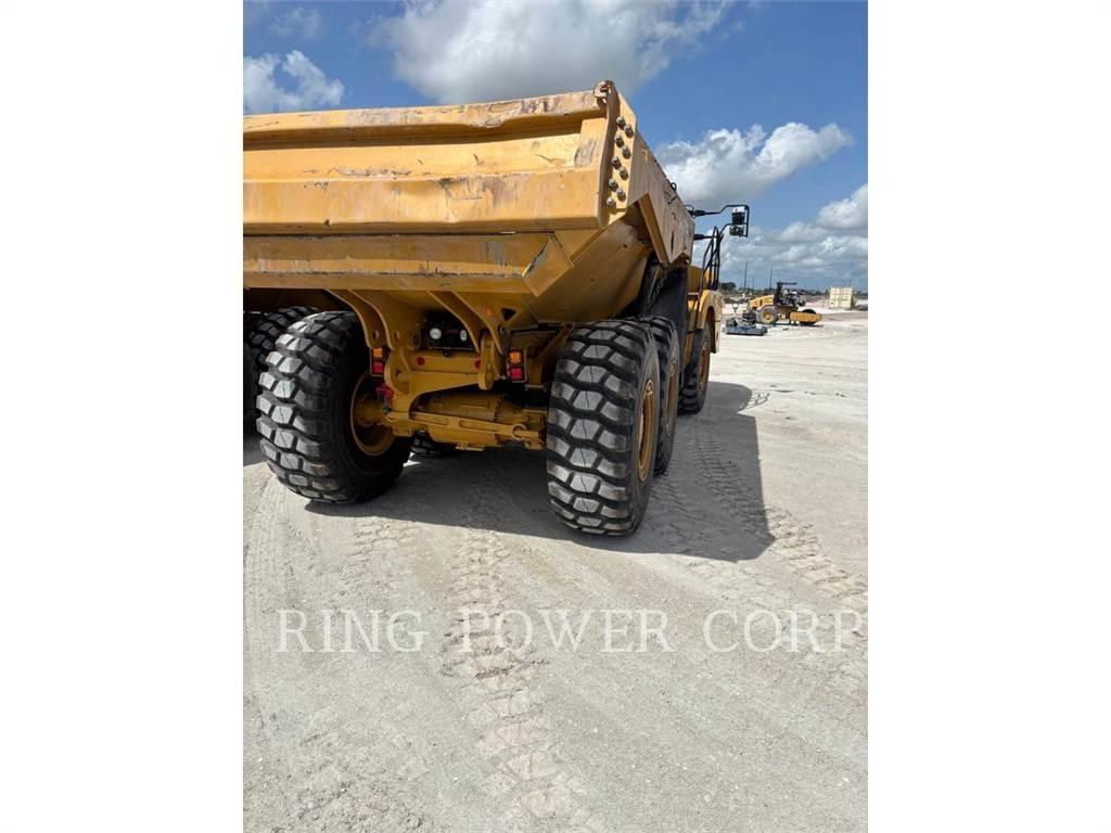 CAT 725TG 铰接式自卸车