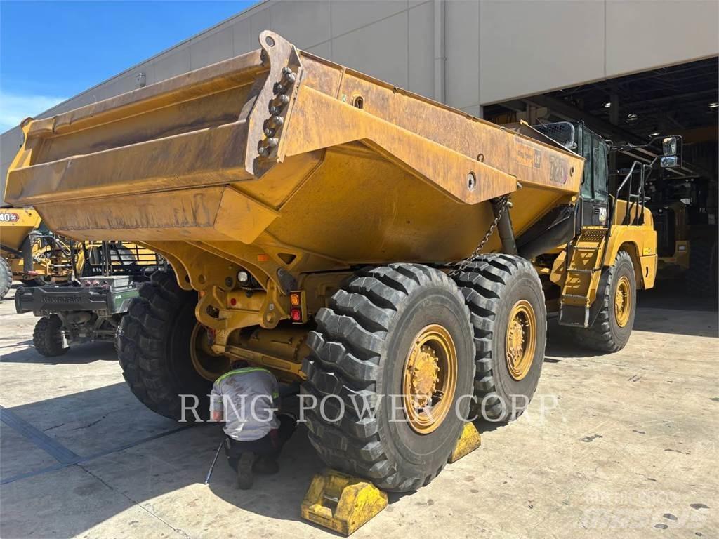 CAT 725TG 铰接式自卸车