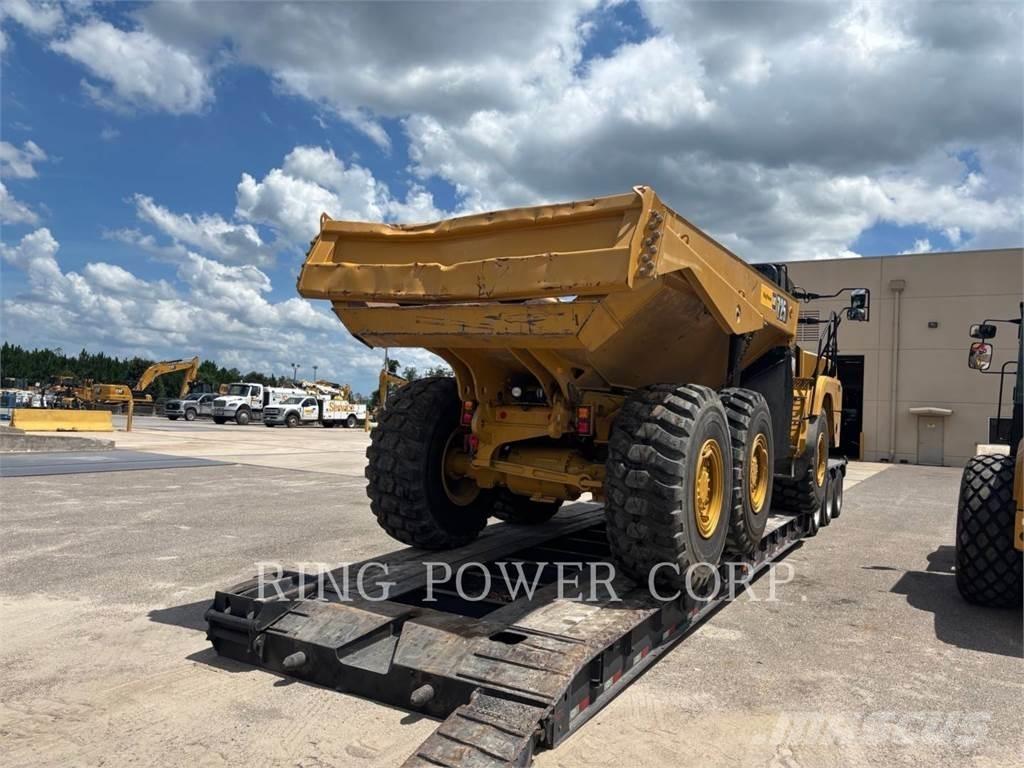 CAT 725TG 铰接式自卸车