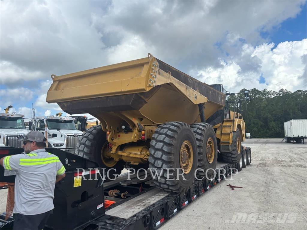 CAT 725TG 铰接式自卸车