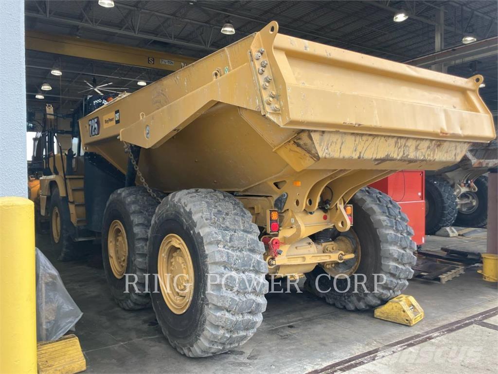 CAT 725TG 铰接式自卸车