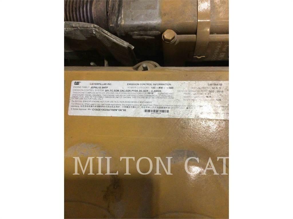 CAT 730 铰接式自卸车