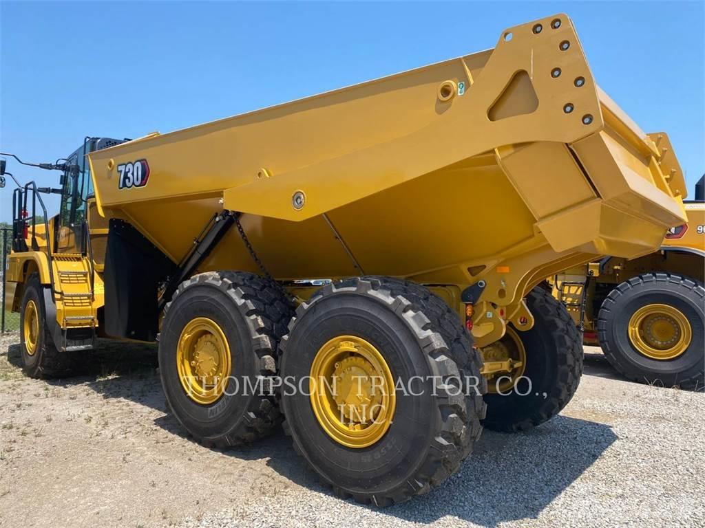 CAT 730 铰接式自卸车