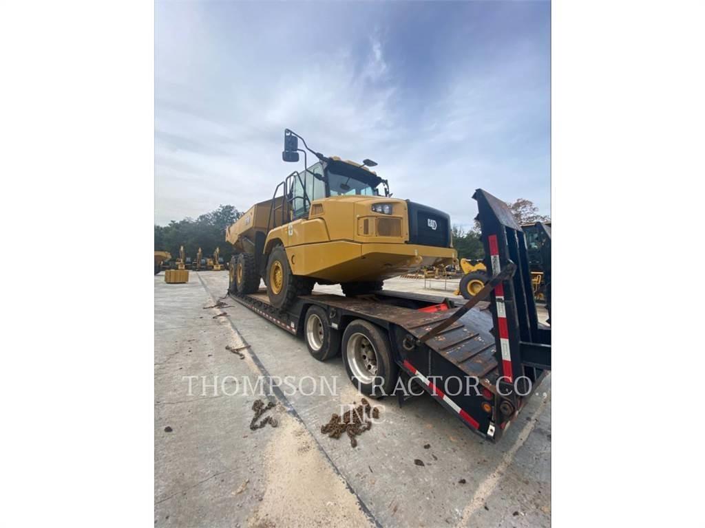 CAT 730 铰接式自卸车