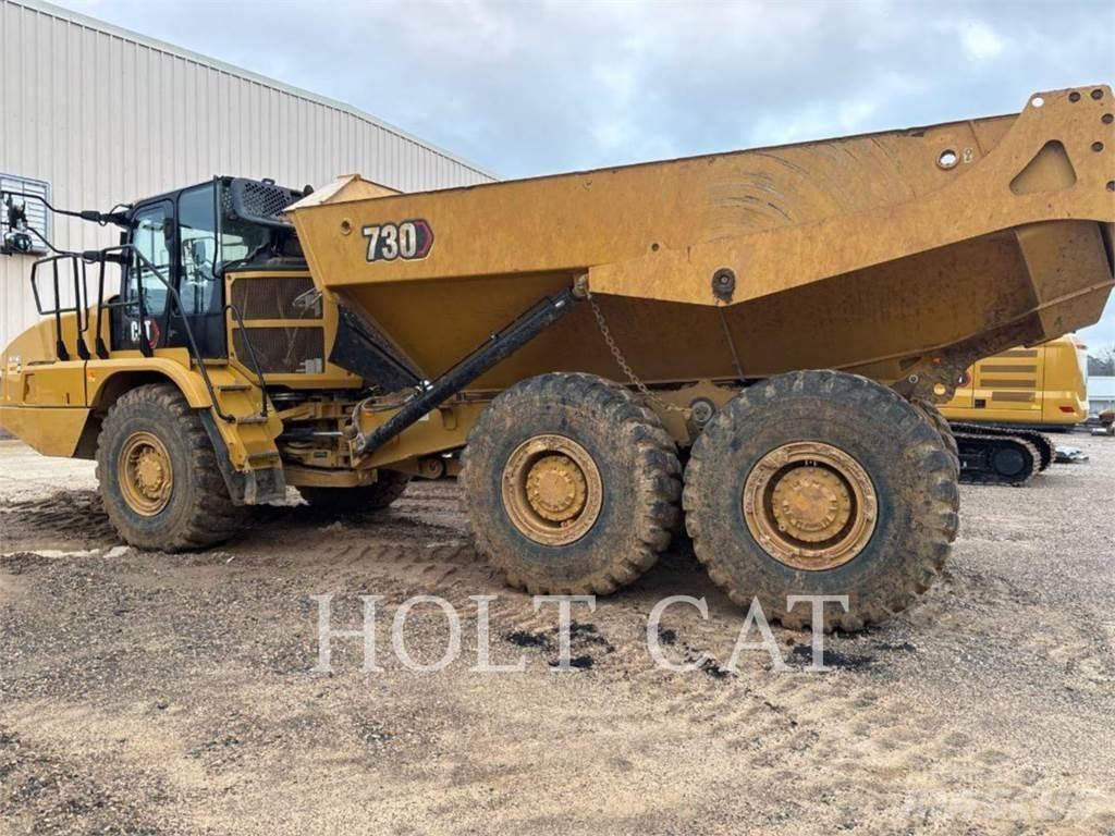 CAT 730 铰接式自卸车