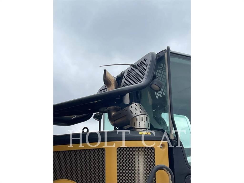 CAT 730 铰接式自卸车