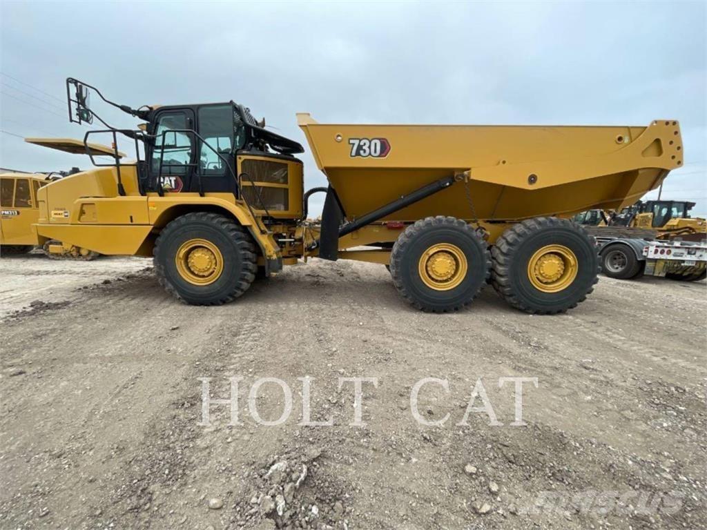 CAT 730 铰接式自卸车