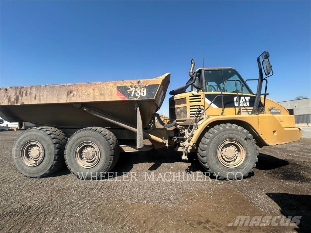 CAT 730 铰接式自卸车