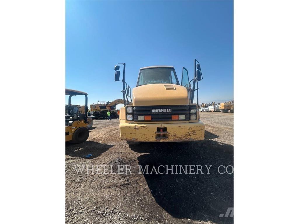 CAT 730 铰接式自卸车