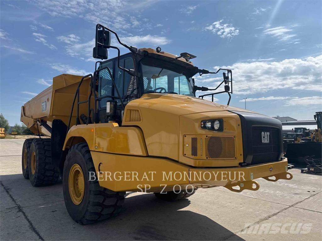 CAT 730 铰接式自卸车