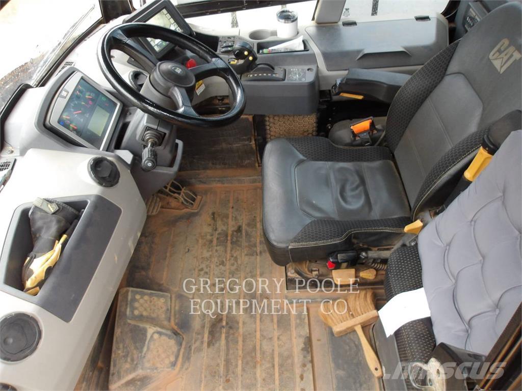 CAT 730-04 铰接式自卸车