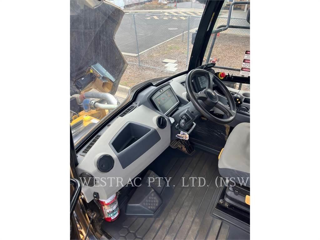 CAT 730-04LRC 铰接式自卸车