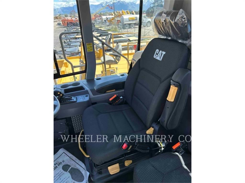CAT 730 TG 铰接式自卸车