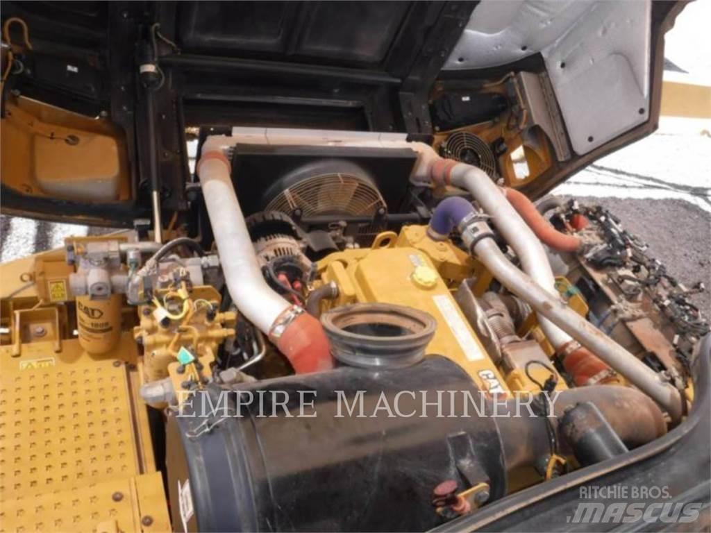 CAT 730 TG 铰接式自卸车