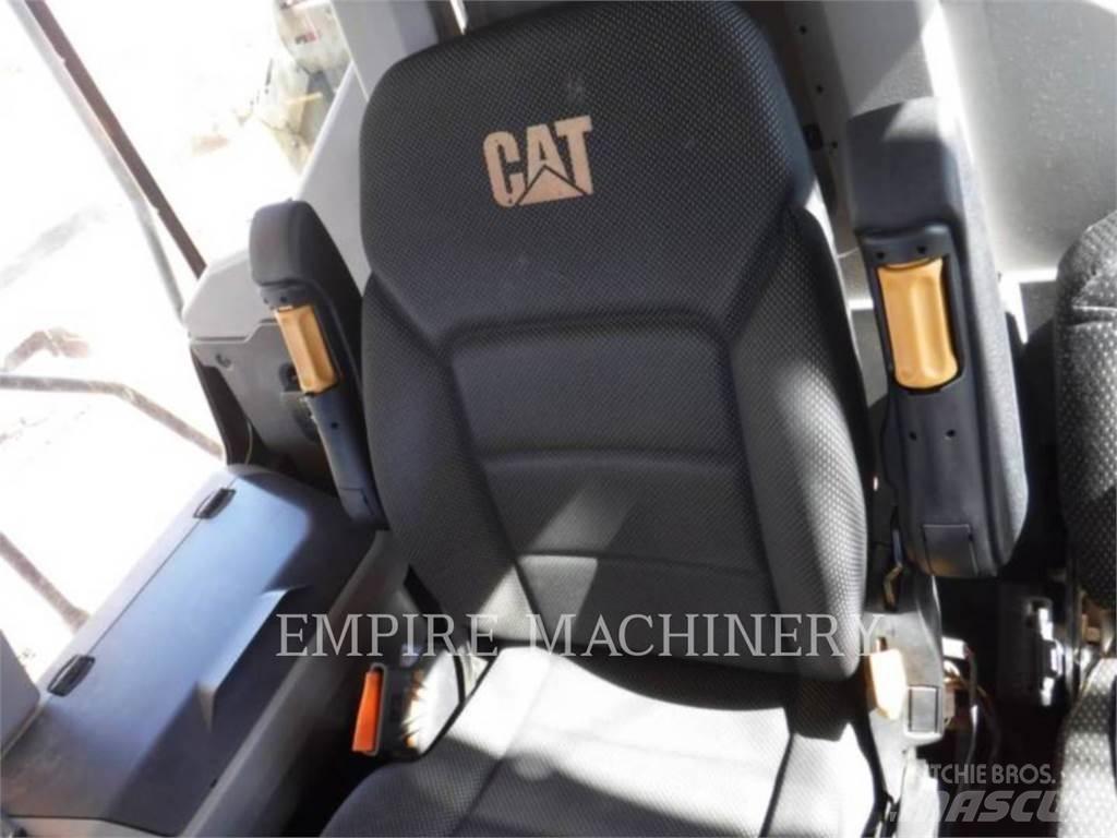 CAT 730 TG 铰接式自卸车