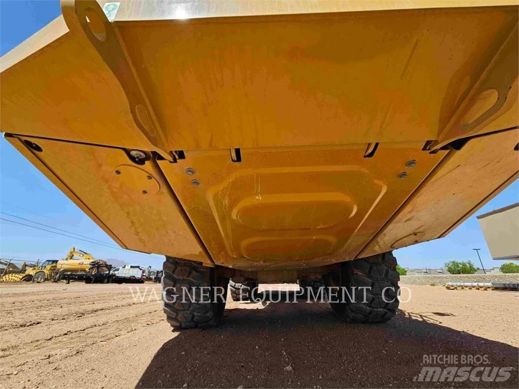 CAT 73004 铰接式自卸车