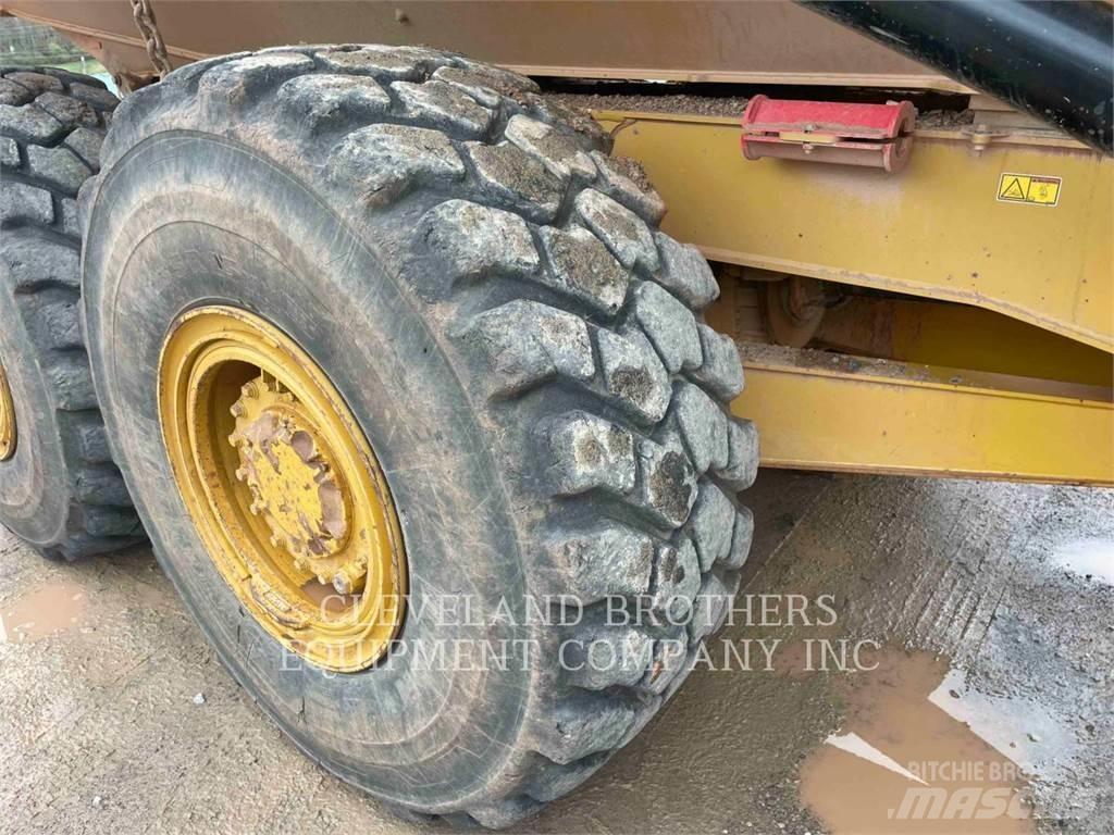CAT 73004 铰接式自卸车