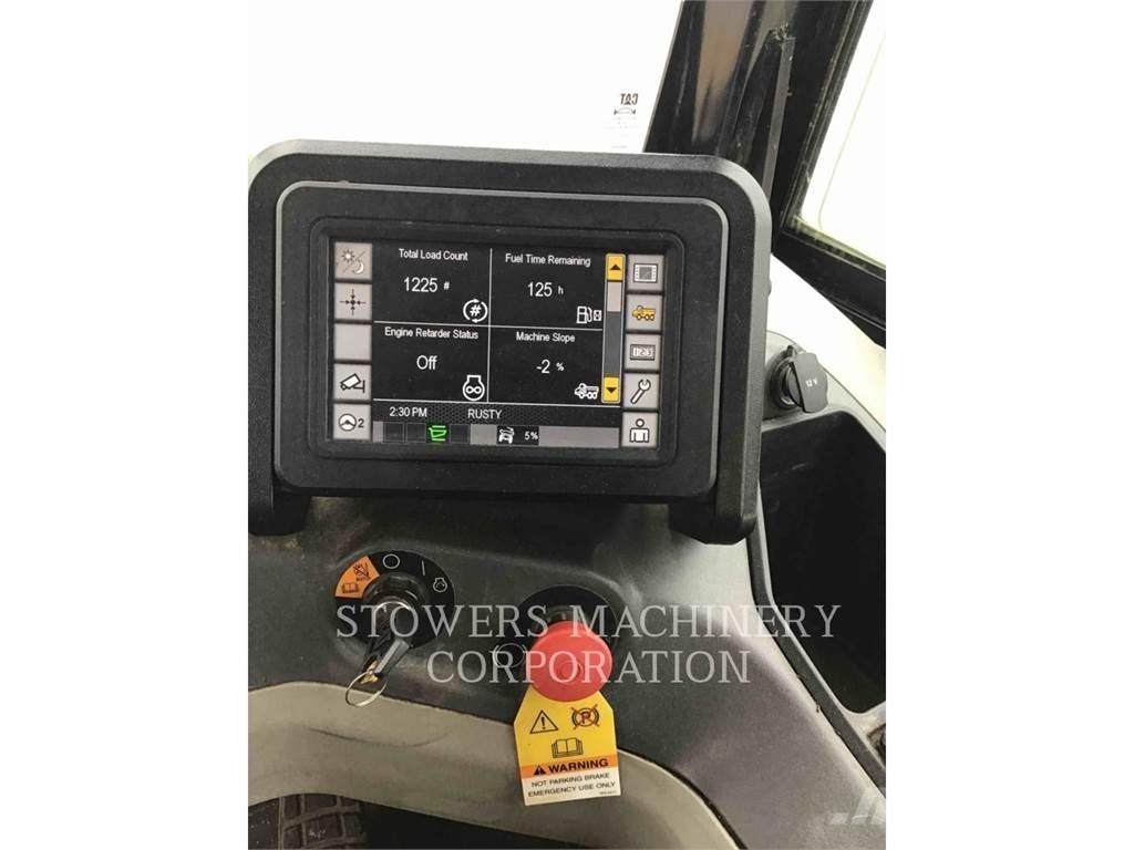 CAT 73004 铰接式自卸车