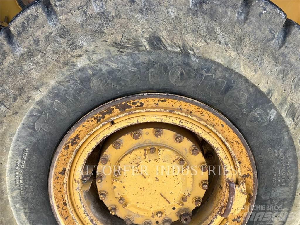 CAT 730C WT 铰接式自卸车