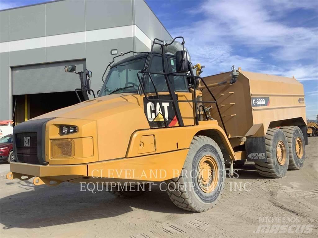 CAT 730C WW 水罐车