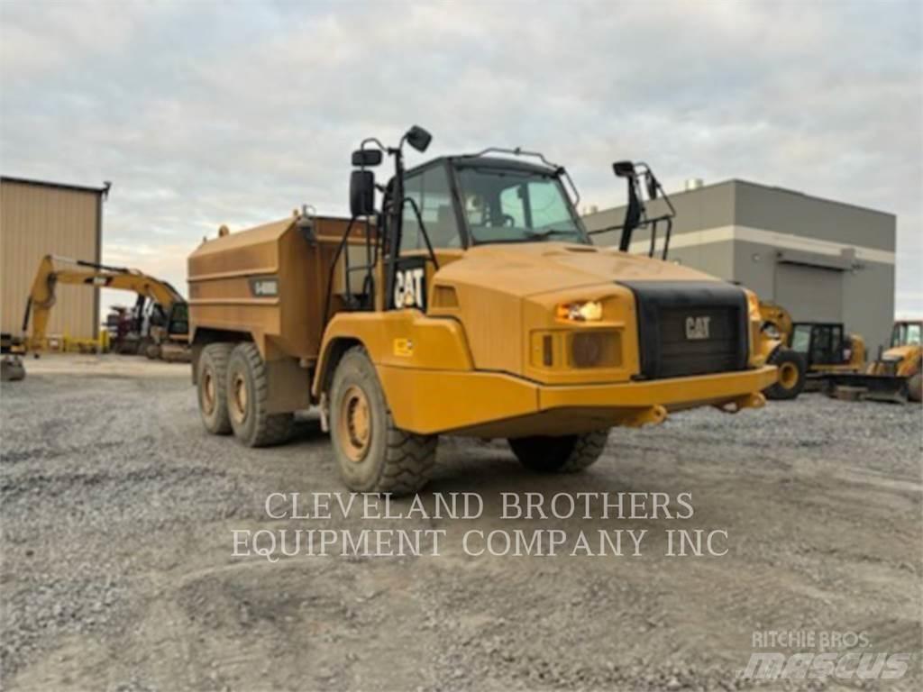 CAT 730C WW 水罐车