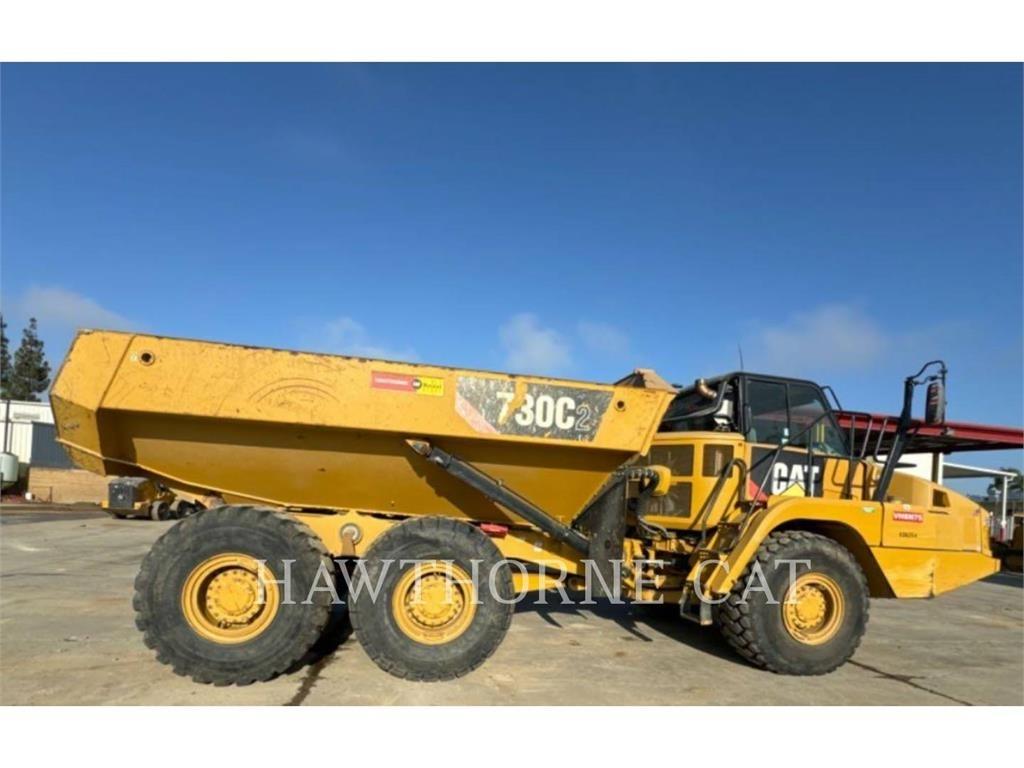 CAT 730C2 铰接式自卸车