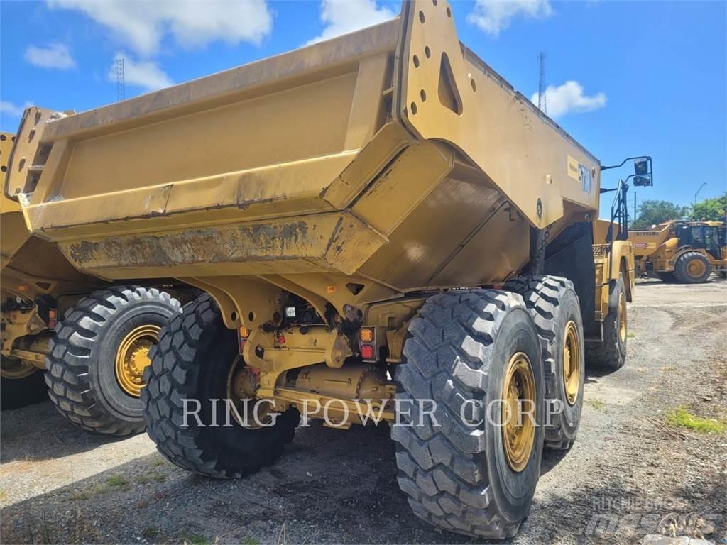 CAT 730TG 铰接式自卸车
