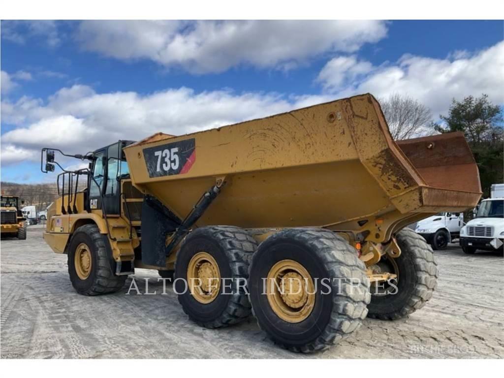 CAT 735 铰接式自卸车