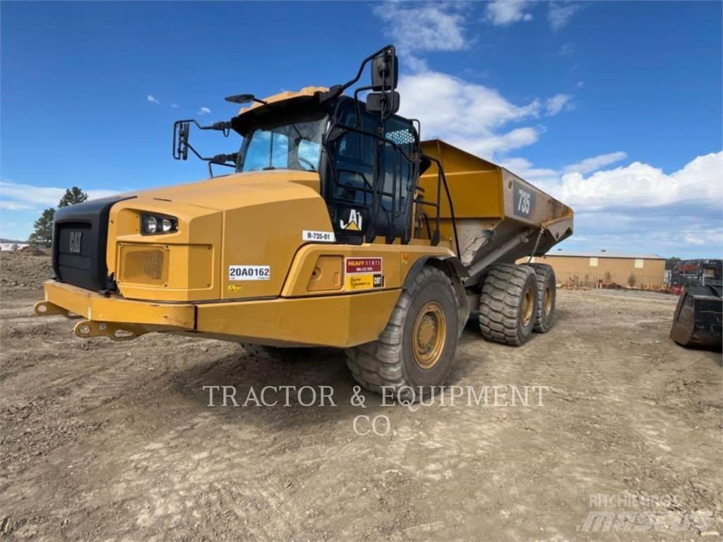 CAT 735 铰接式自卸车