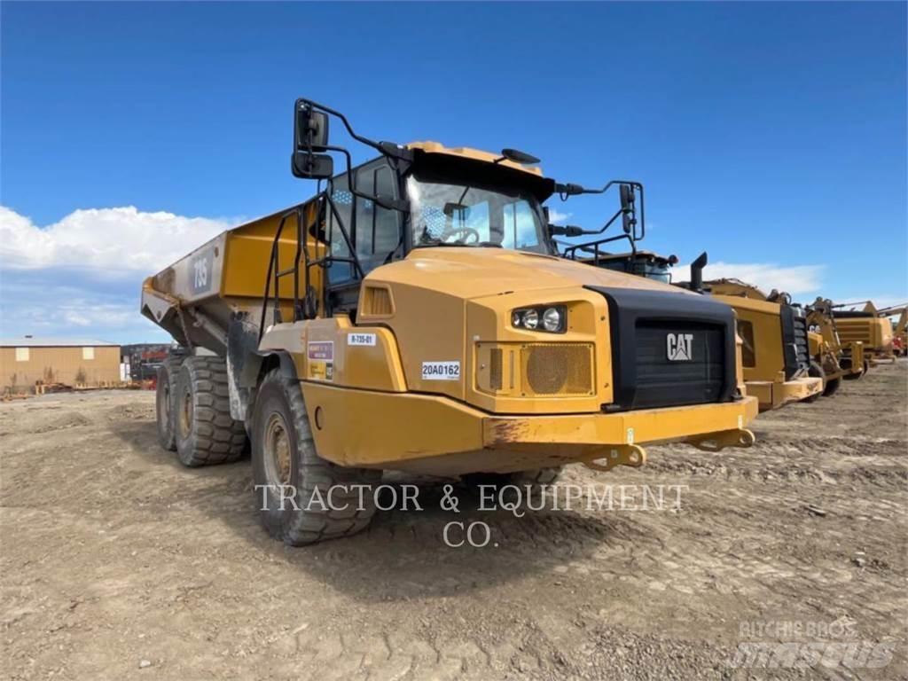 CAT 735 铰接式自卸车