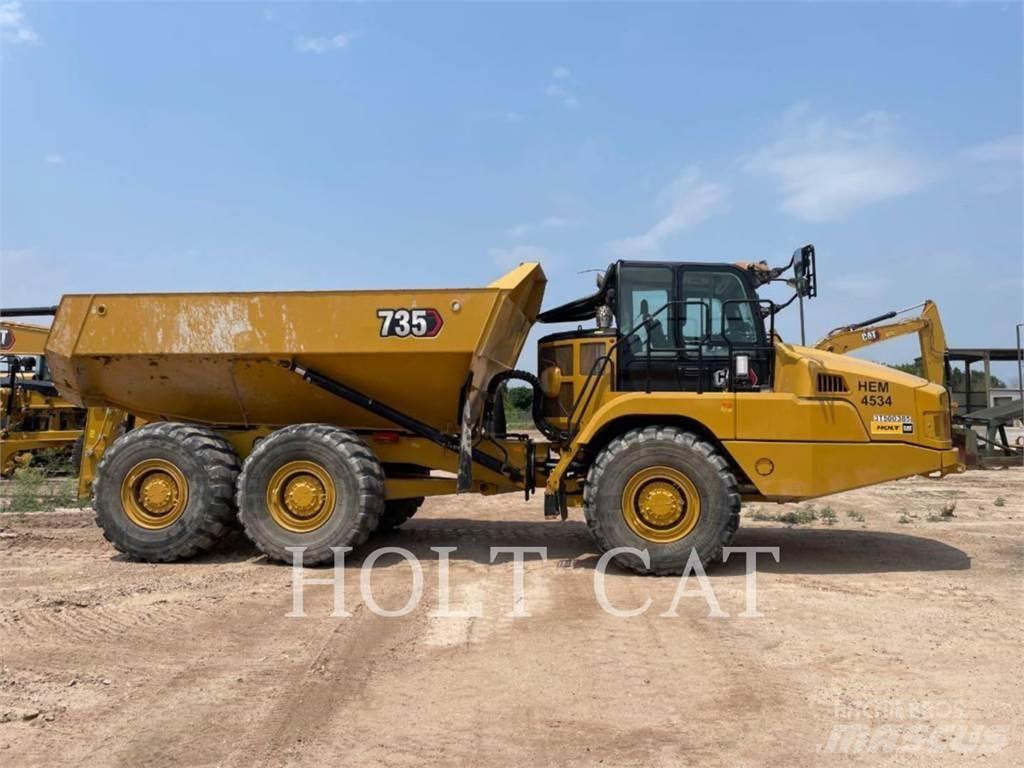 CAT 735 铰接式自卸车