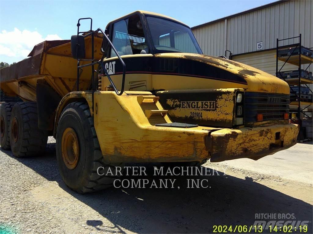 CAT 740 铰接式自卸车