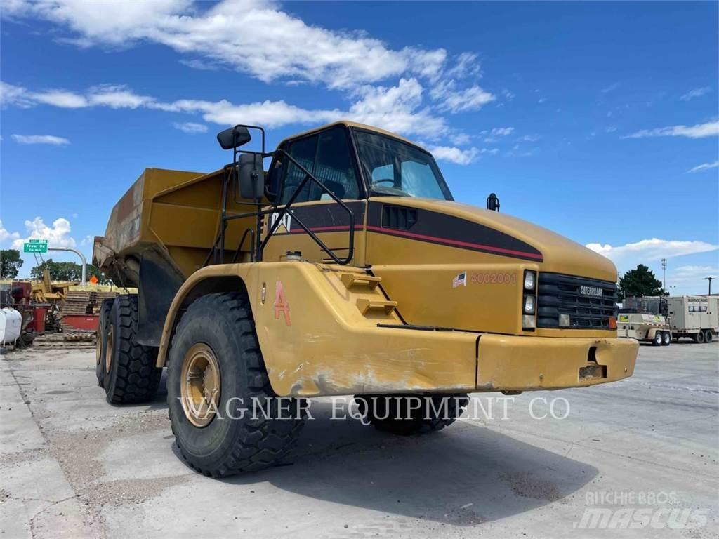 CAT 740 铰接式自卸车