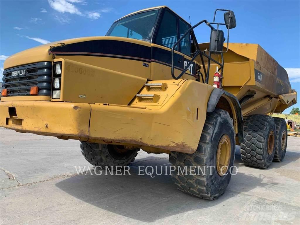 CAT 740 铰接式自卸车