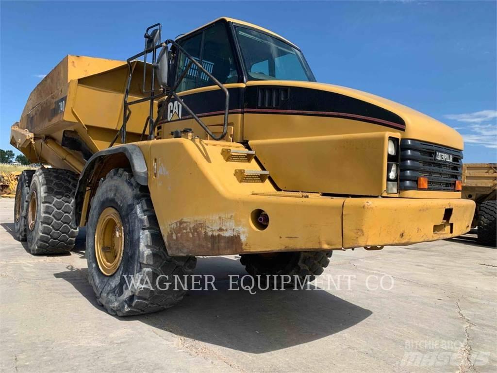 CAT 740 铰接式自卸车