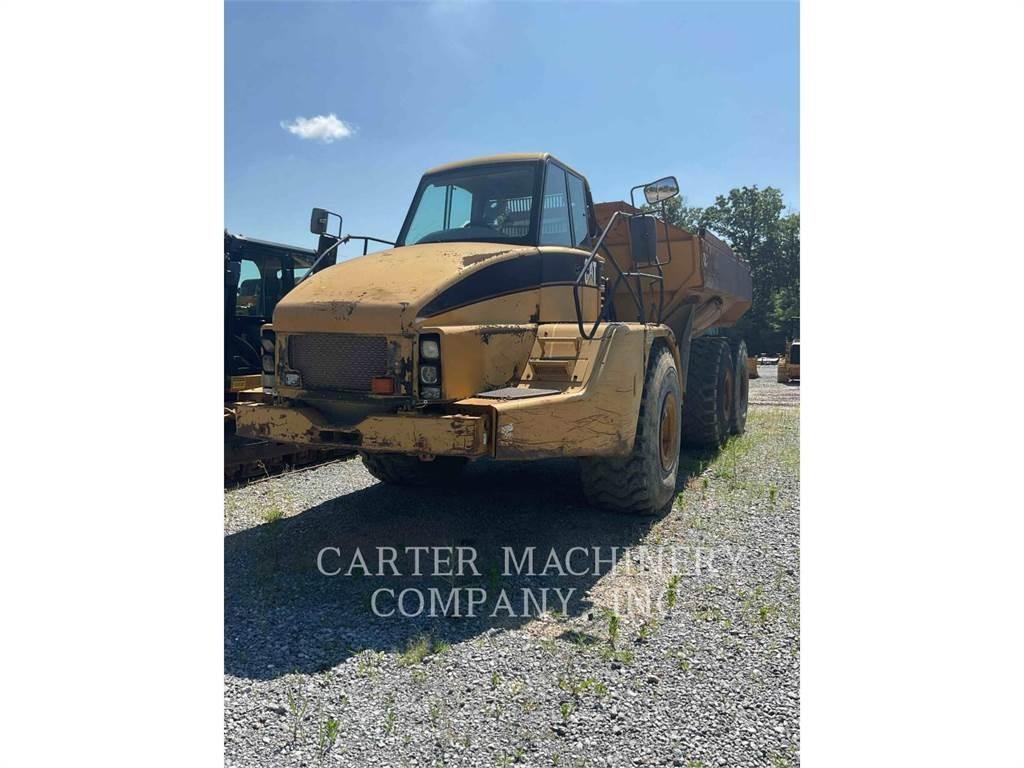 CAT 740 铰接式自卸车
