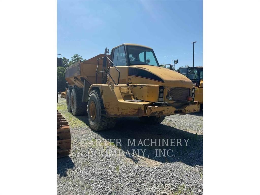CAT 740 铰接式自卸车