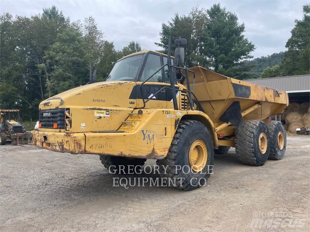 CAT 740 铰接式自卸车